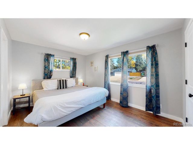 3067 S Holly Pl, Denver, CO 80222