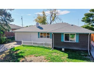 3067 S Holly Pl, Denver, CO 80222