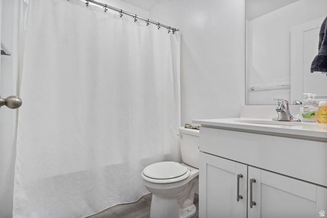 1087 E WATERWAY LN, Saratoga Springs, UT 84045