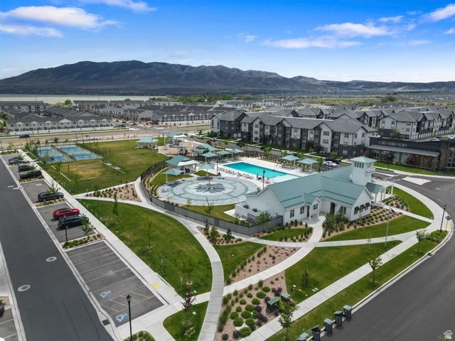 1087 E WATERWAY LN, Saratoga Springs, UT 84045