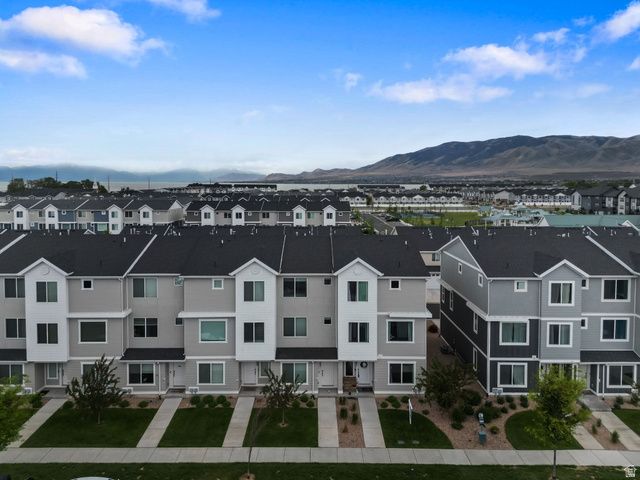 1087 E WATERWAY LN, Saratoga Springs, UT 84045