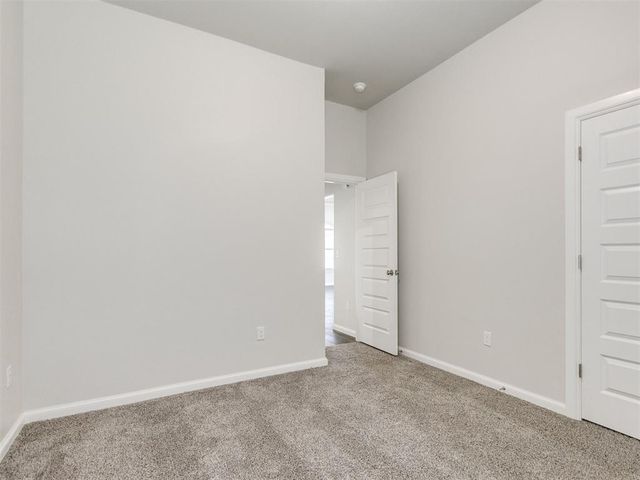 2125 Valley Hollow, Norman, OK 73071