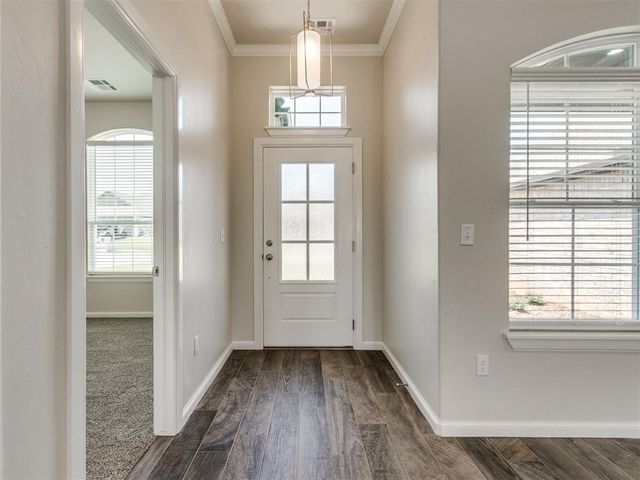 2125 Valley Hollow, Norman, OK 73071