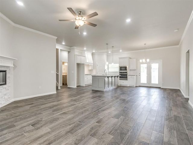 2125 Valley Hollow, Norman, OK 73071