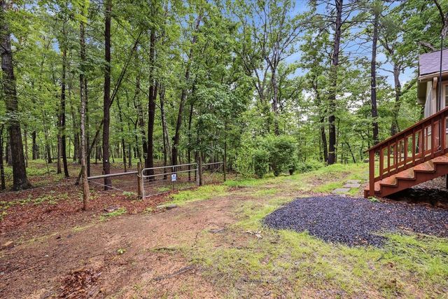 323 PALMER RD, Basye, VA 22810