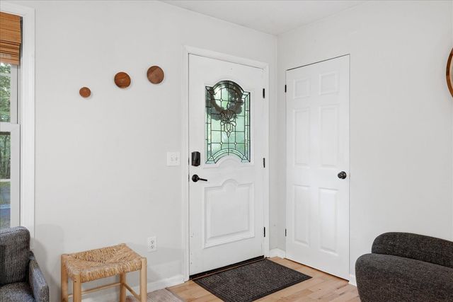 323 PALMER RD, Basye, VA 22810