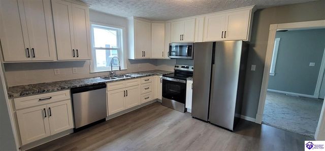 366 S Greensburg Street, Hodgenville, KY 42748