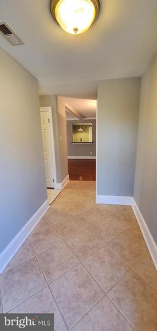 202 MOUNTAINVIEW DR #202, Chesterbrook, PA 19087