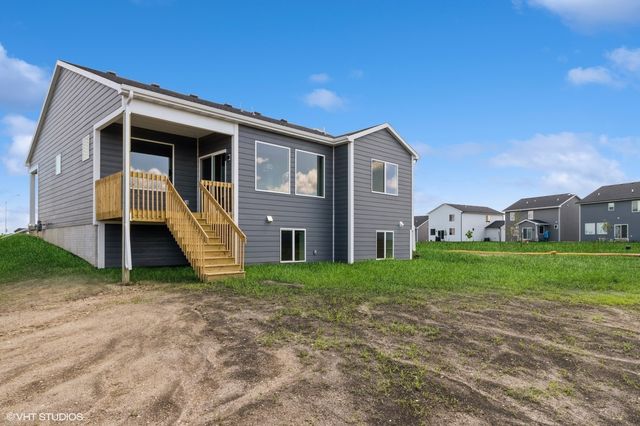 490 NW Independence Circle, Waukee, IA 50263