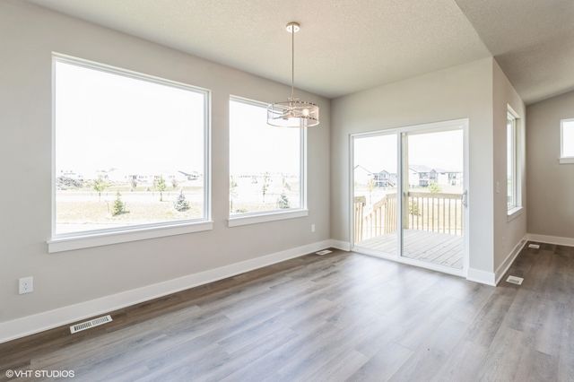 490 NW Independence Circle, Waukee, IA 50263