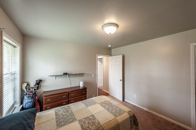 2342 Old Greenbrier Pike, Greenbrier, TN 37073