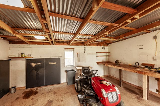 2342 Old Greenbrier Pike, Greenbrier, TN 37073