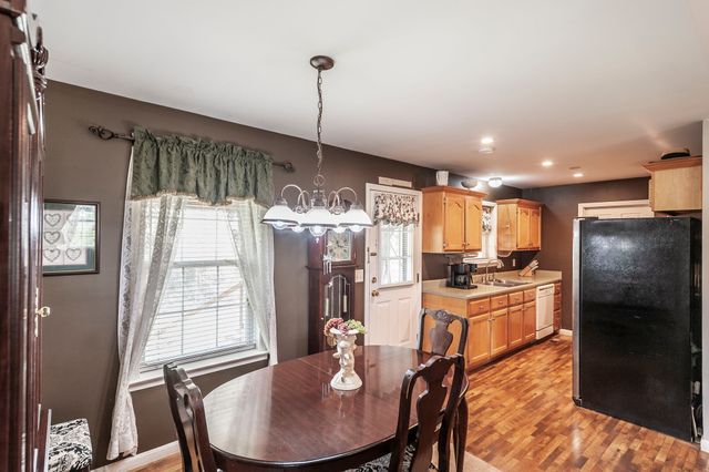 2342 Old Greenbrier Pike, Greenbrier, TN 37073