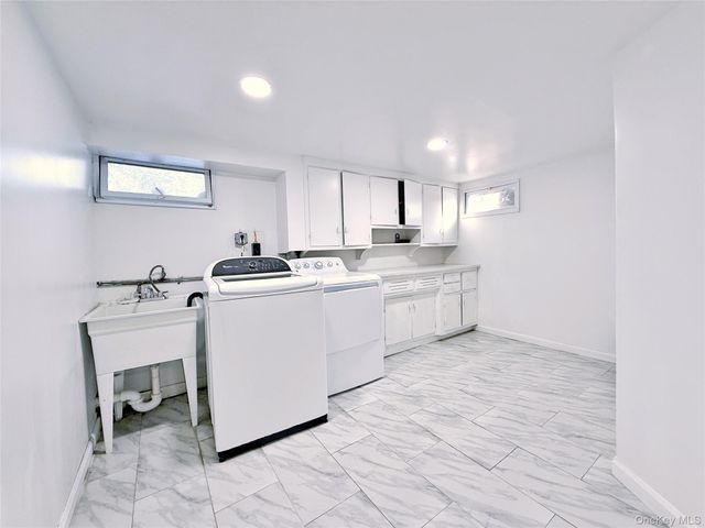 14 Willets Drive, Syosset, NY 11791