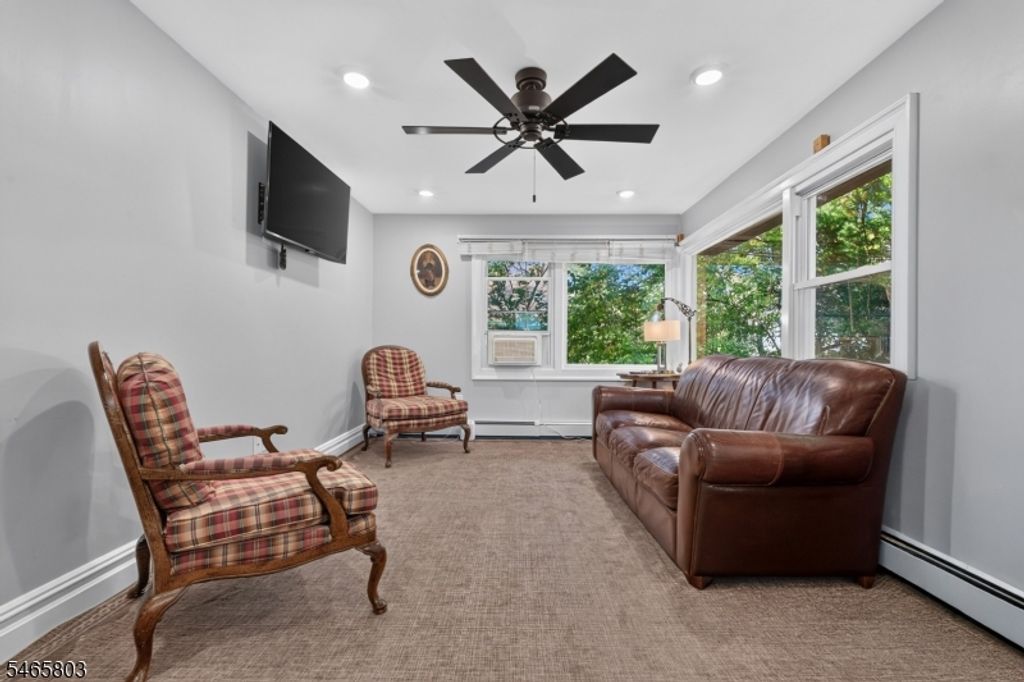 9 Oliver Rd, Roxbury Twp., NJ 07850 — photo 4