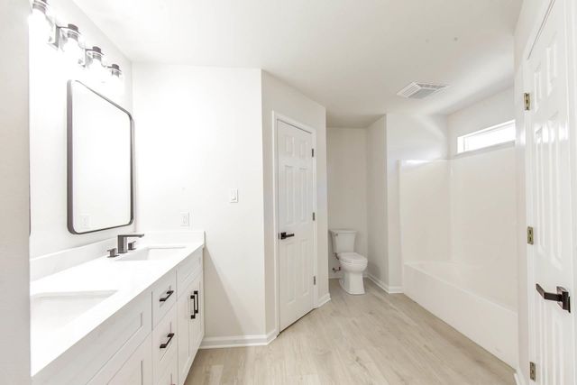 248 Baptiste Cir, Houma, LA 70363