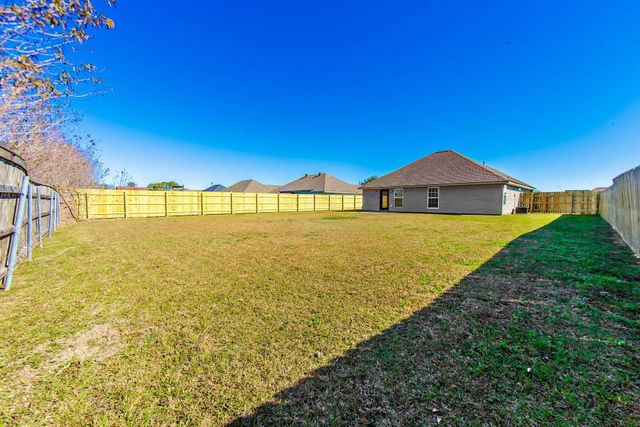 248 Baptiste Cir, Houma, LA 70363