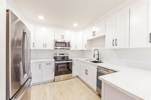 248 Baptiste Cir, Houma, LA 70363