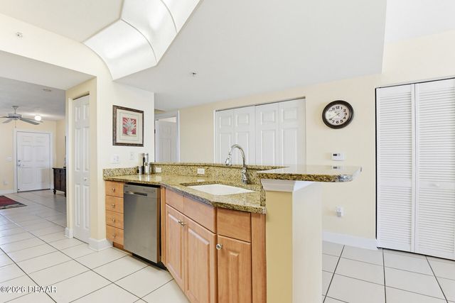 3311 S Atlantic Ave Apt 702, Daytona Beach Shores, FL 32118