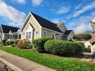 500 Mendon Road 216, Cumberland, RI 02864