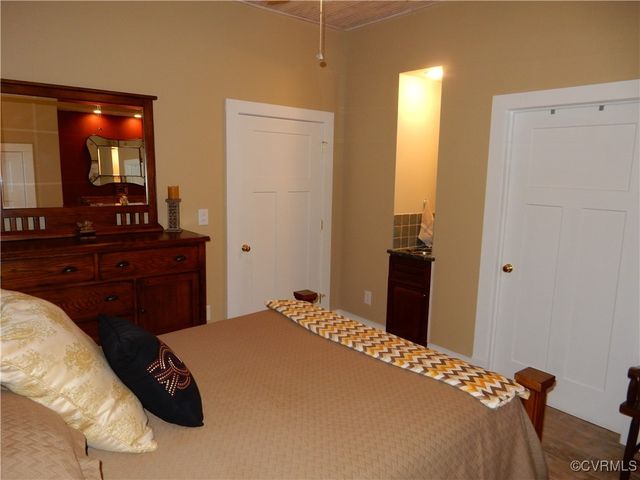434 Grove Ave, Petersburg, VA 23803