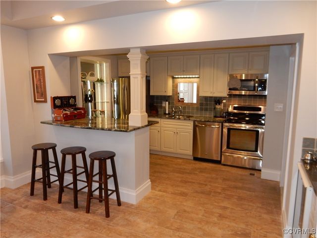 434 Grove Ave, Petersburg, VA 23803