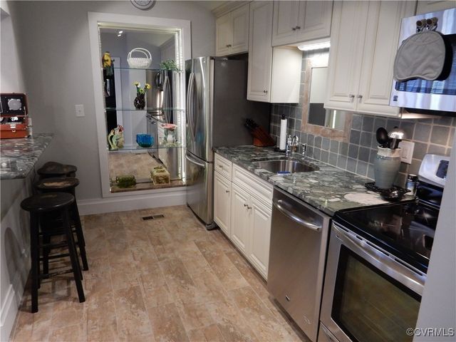 434 Grove Ave, Petersburg, VA 23803