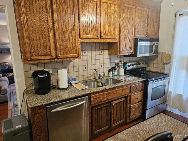434 Grove Ave, Petersburg, VA 23803