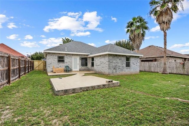 2406 S Dogwood Street, Pharr, TX 78577