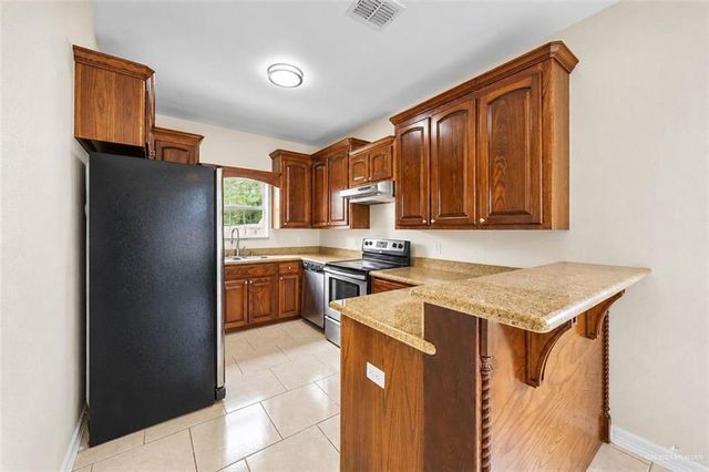 2406 S Dogwood Street, Pharr, TX 78577