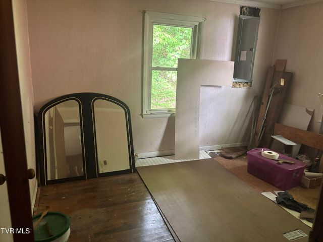 141 Canter Road, Trade, TN 37691