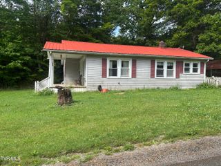 141 Canter Road, Trade, TN 37691