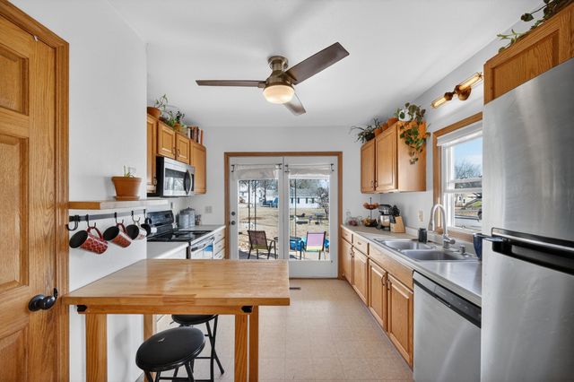 1504 Burnett Avenue, Ames, IA 50010