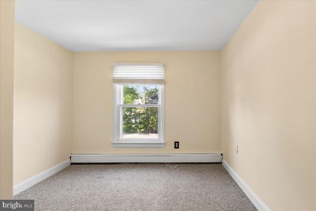 88 COLUMBIA AVE, Hopewell, NJ 08525