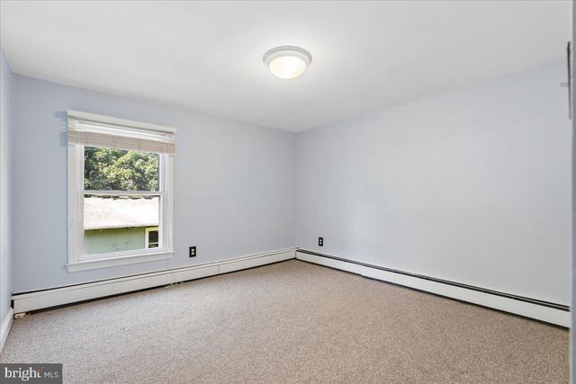 88 COLUMBIA AVE, Hopewell, NJ 08525