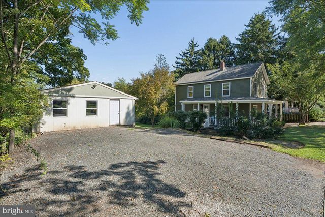 88 COLUMBIA AVE, Hopewell, NJ 08525