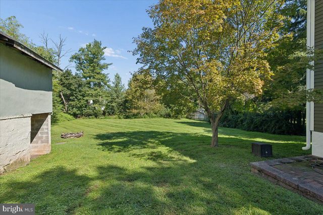 88 COLUMBIA AVE, Hopewell, NJ 08525