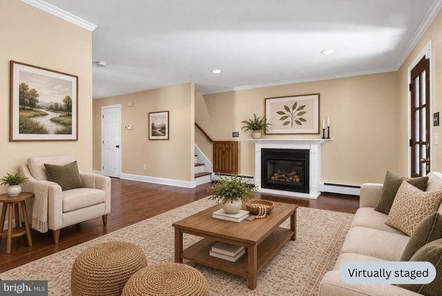 88 COLUMBIA AVE, Hopewell, NJ 08525