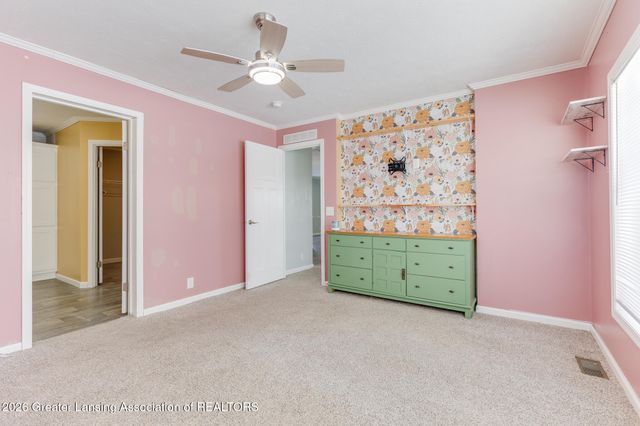 680 N Gallery Drive, Eaton Rapids, MI 48827