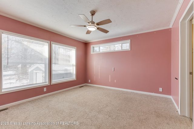 680 N Gallery Drive, Eaton Rapids, MI 48827
