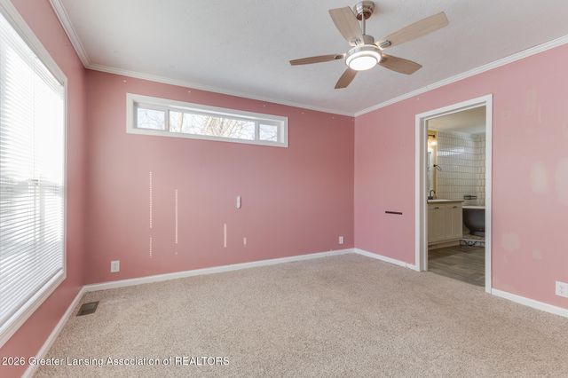 680 N Gallery Drive, Eaton Rapids, MI 48827