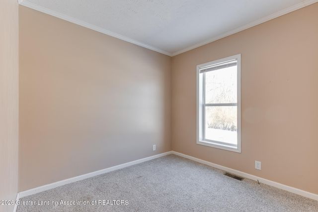 680 N Gallery Drive, Eaton Rapids, MI 48827
