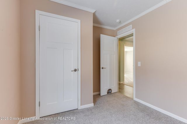 680 N Gallery Drive, Eaton Rapids, MI 48827