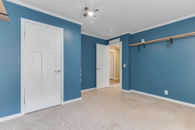 680 N Gallery Drive, Eaton Rapids, MI 48827