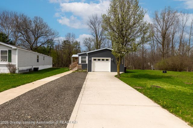 680 N Gallery Drive, Eaton Rapids, MI 48827