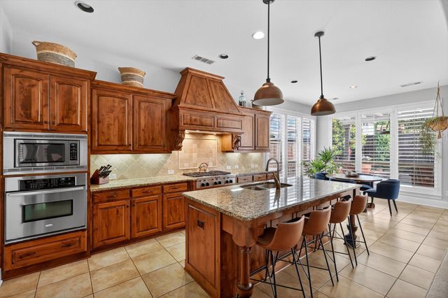 418 Sleepy Creek Drive, Frisco, TX 75036