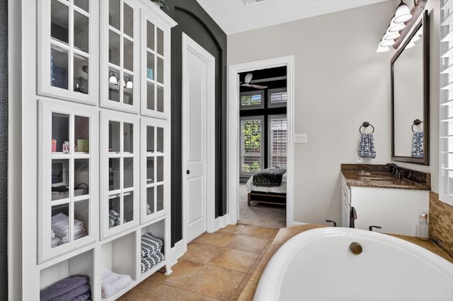 418 Sleepy Creek Drive, Frisco, TX 75036
