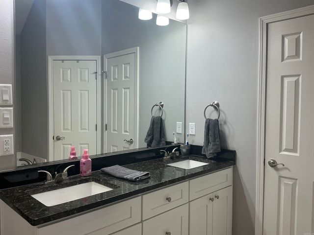 1016 Heritage Way, Benton, AR 72019