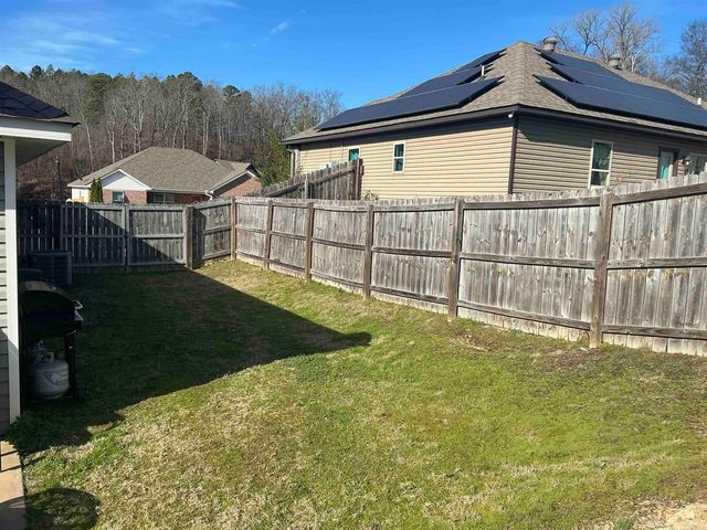 1016 Heritage Way, Benton, AR 72019