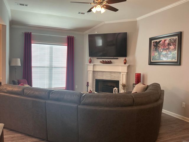 1016 Heritage Way, Benton, AR 72019